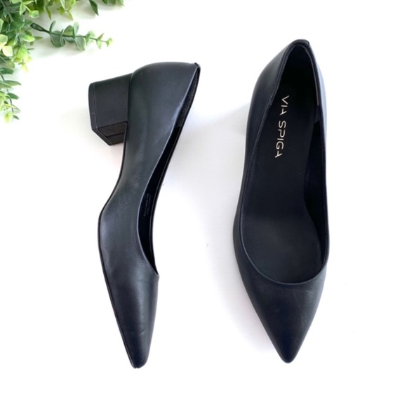 via spiga block heel pump